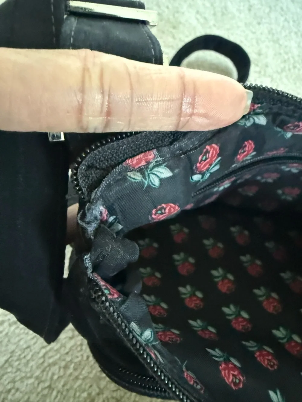 Vera Bradley Black Quilted Crossbody Bag w/ Floral Interior - Picture 7 of 12